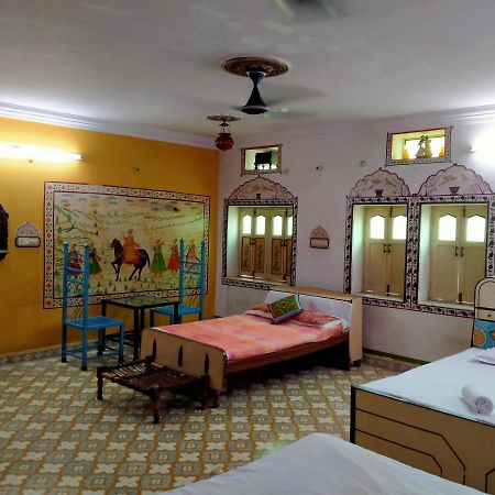 Golden Dreams Guest House Jodhpur  Ngoại thất bức ảnh